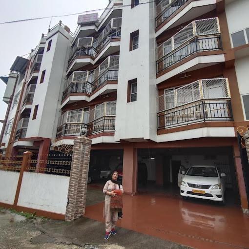Hotel Holiday Hush Haven Shillong Exterior foto