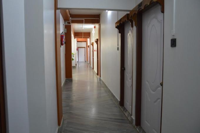 Hotel Holiday Hush Haven Shillong Exterior foto